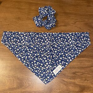 Bodhi’s Tail Reversible Pet Bandana And Matching Hair Scrunchie For Small Dog